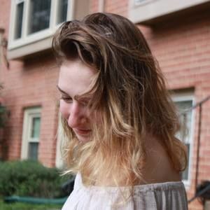 Meet your Posher, Caity